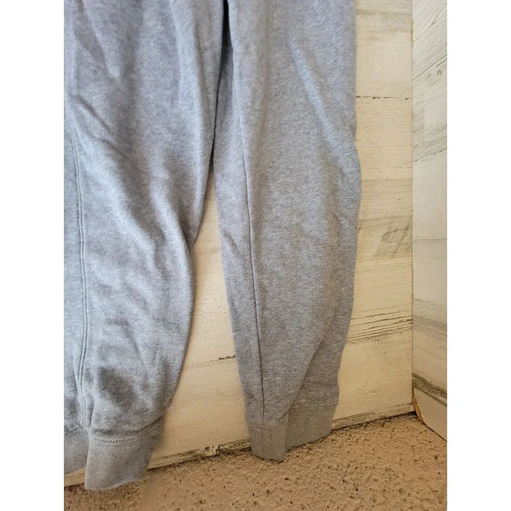 Nike medium youth gray jogger sweatpants children apparel sports
